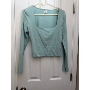 Women's blue long sleeve shirt